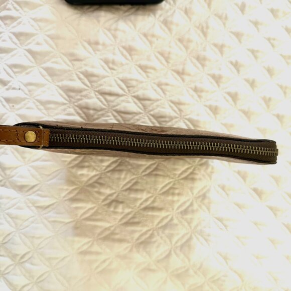 Patricia Nash Leather Floral & Map Print Wristlet – 100% Leather – NWOT - Picture 4 of 9